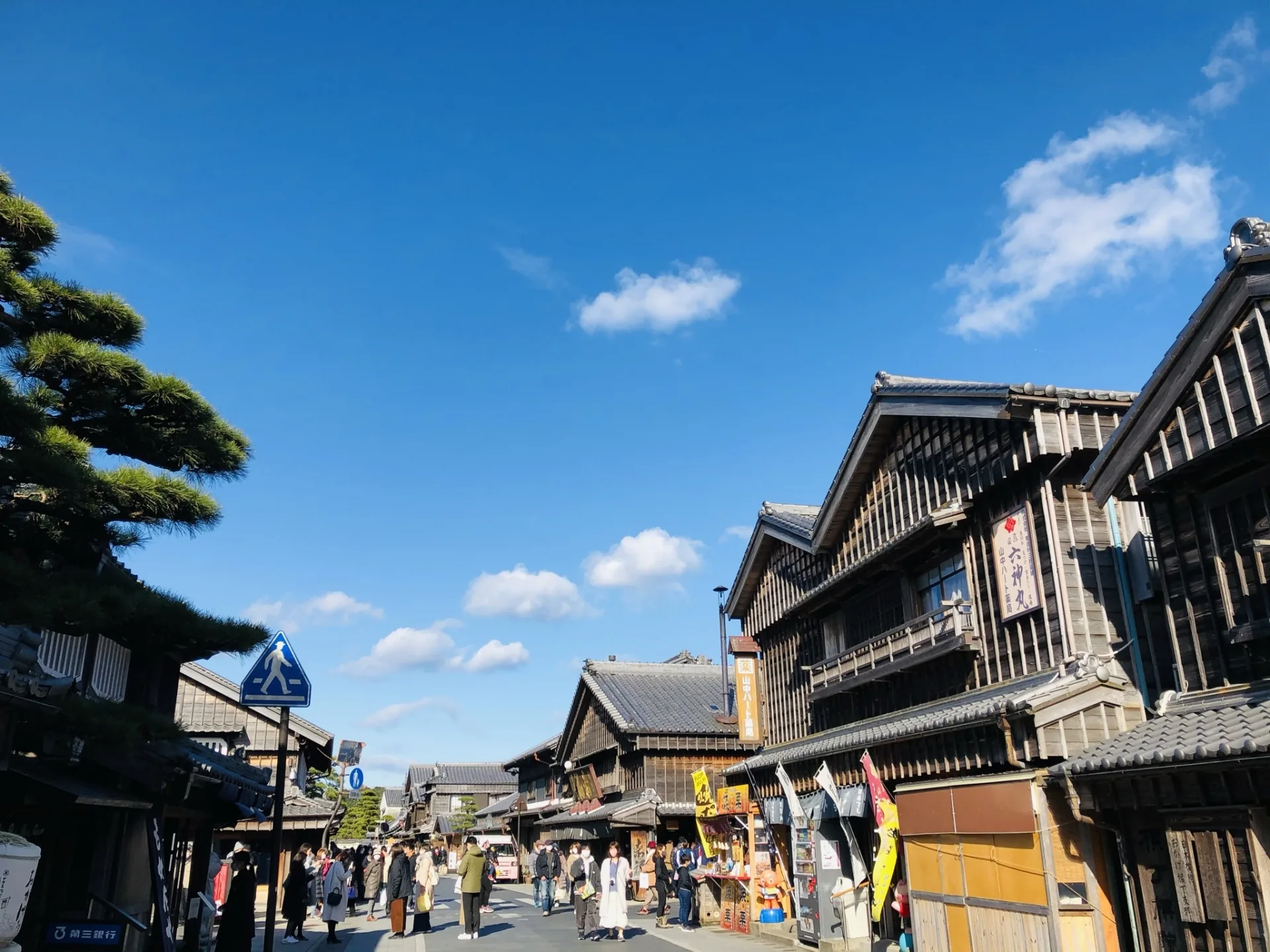 iseji-road-sun-sacred-sea-day1-okageyokocho-02