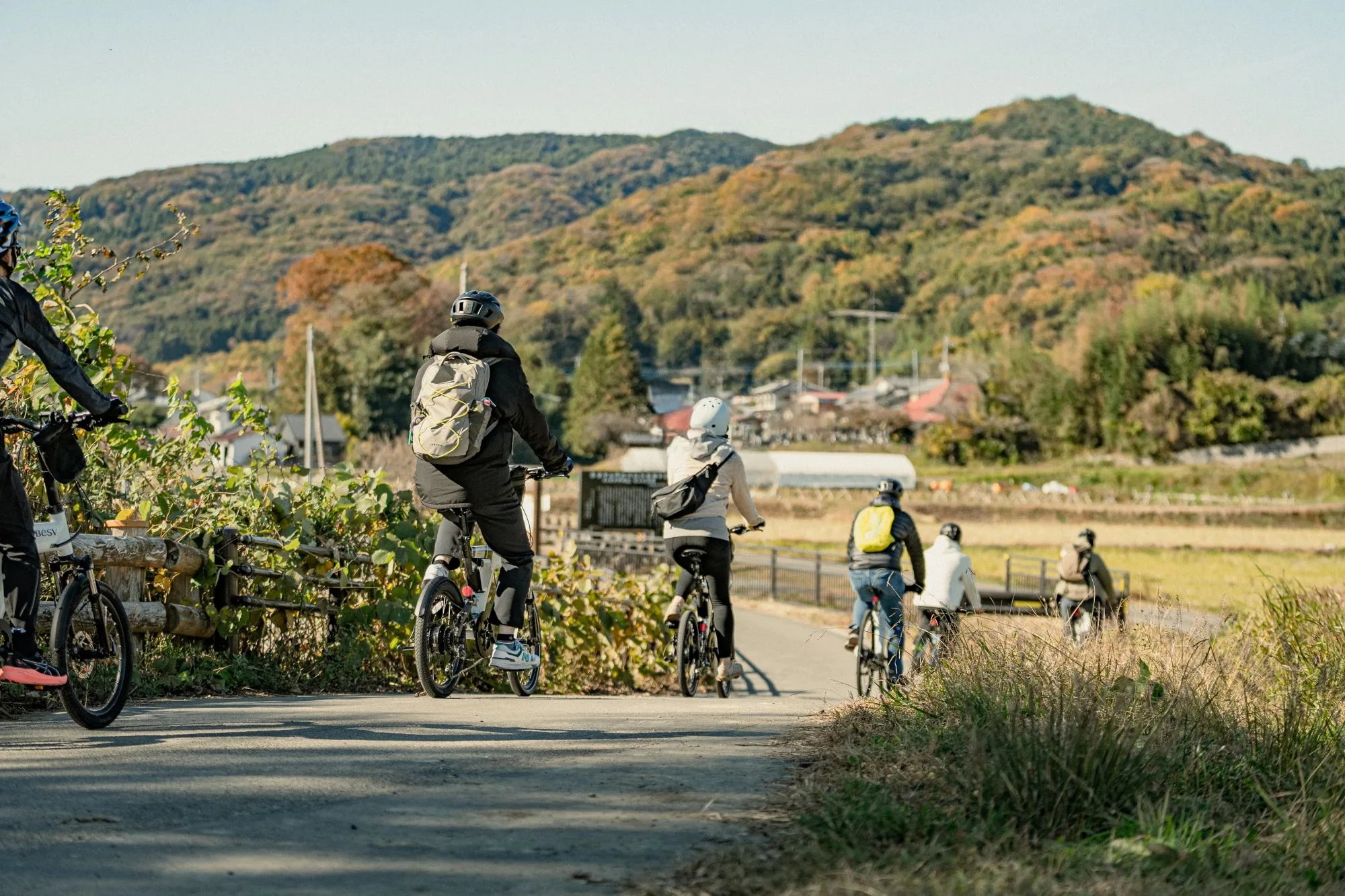 shikoku-cycling-scenic-mountain-gallery-bicycle-scene-03